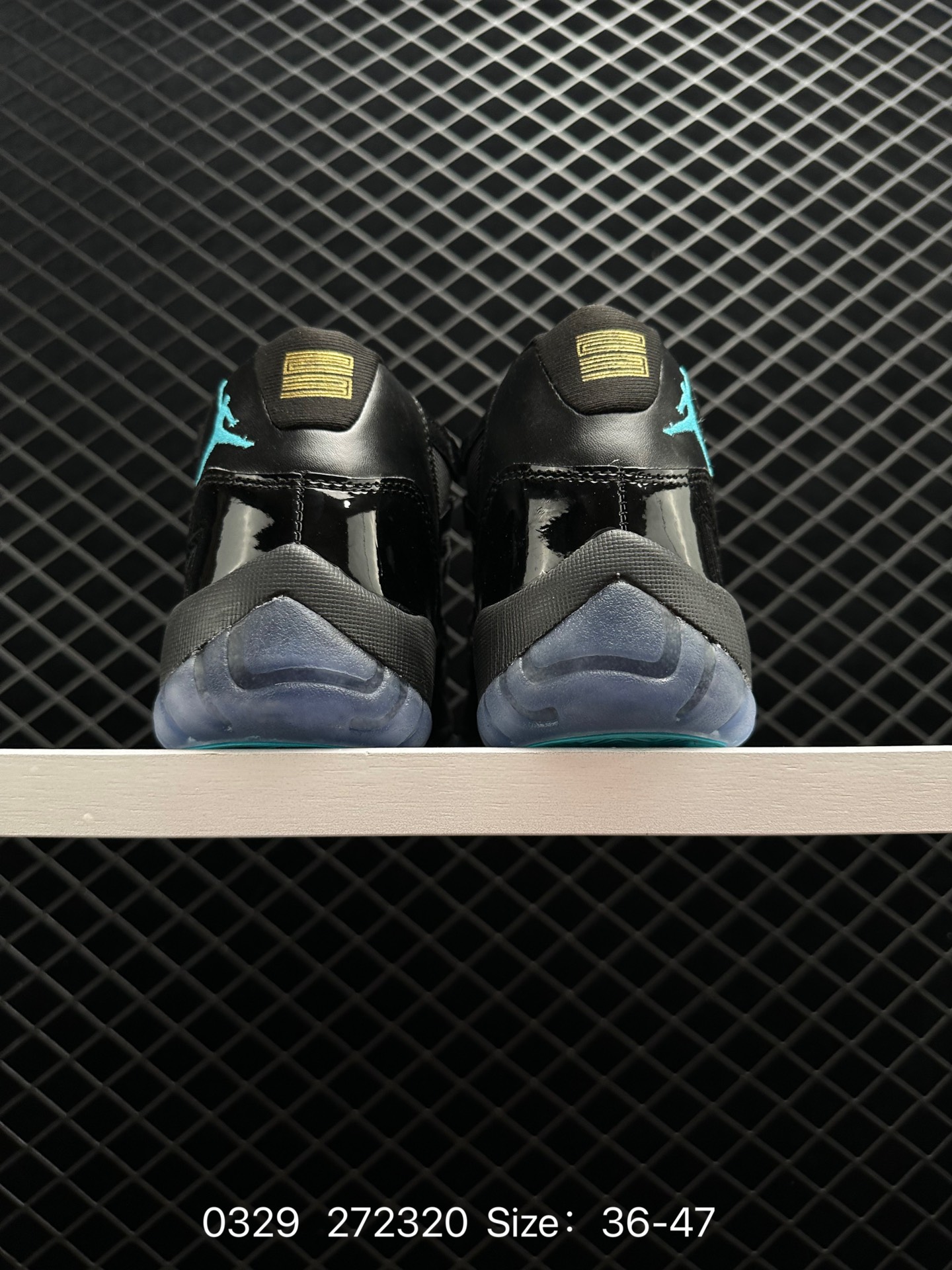 Air Jordan 11 Retro Low 